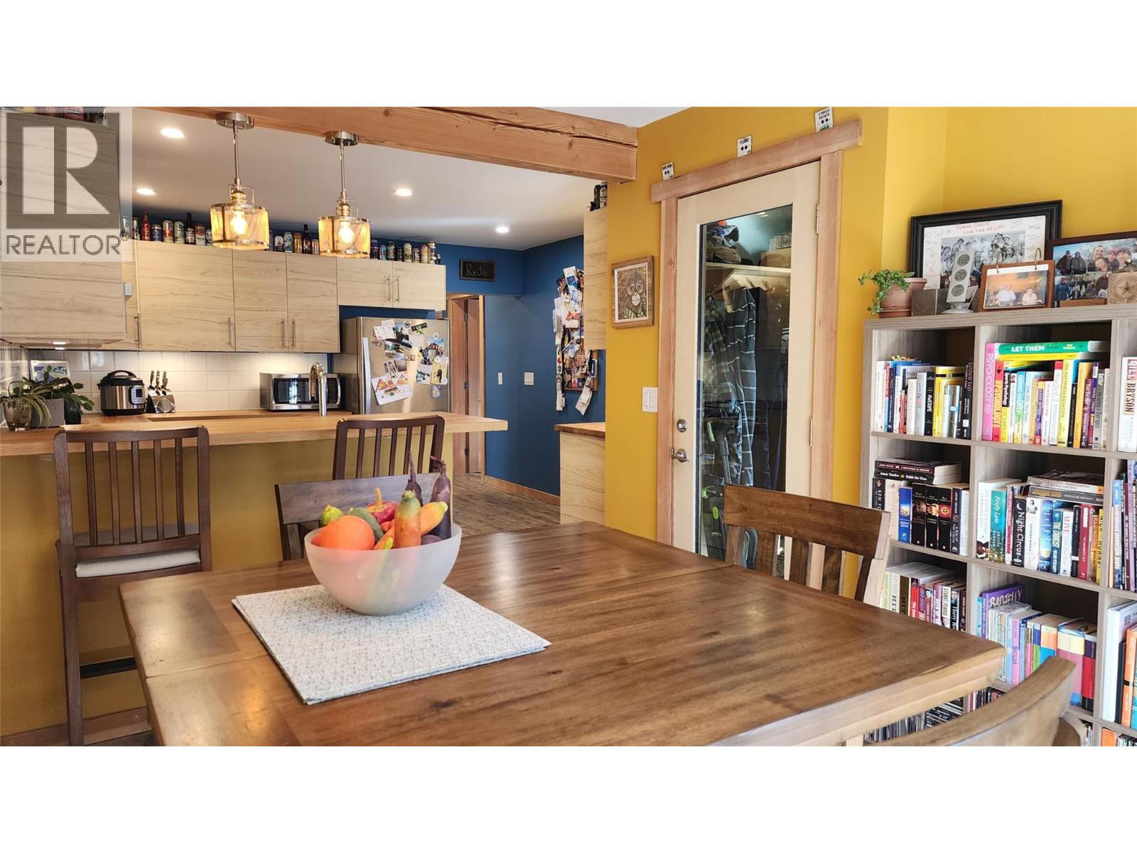 1675 Leroi Avenue, Rossland, British Columbia  V0G 1Y0 - Photo 17 - 10382537