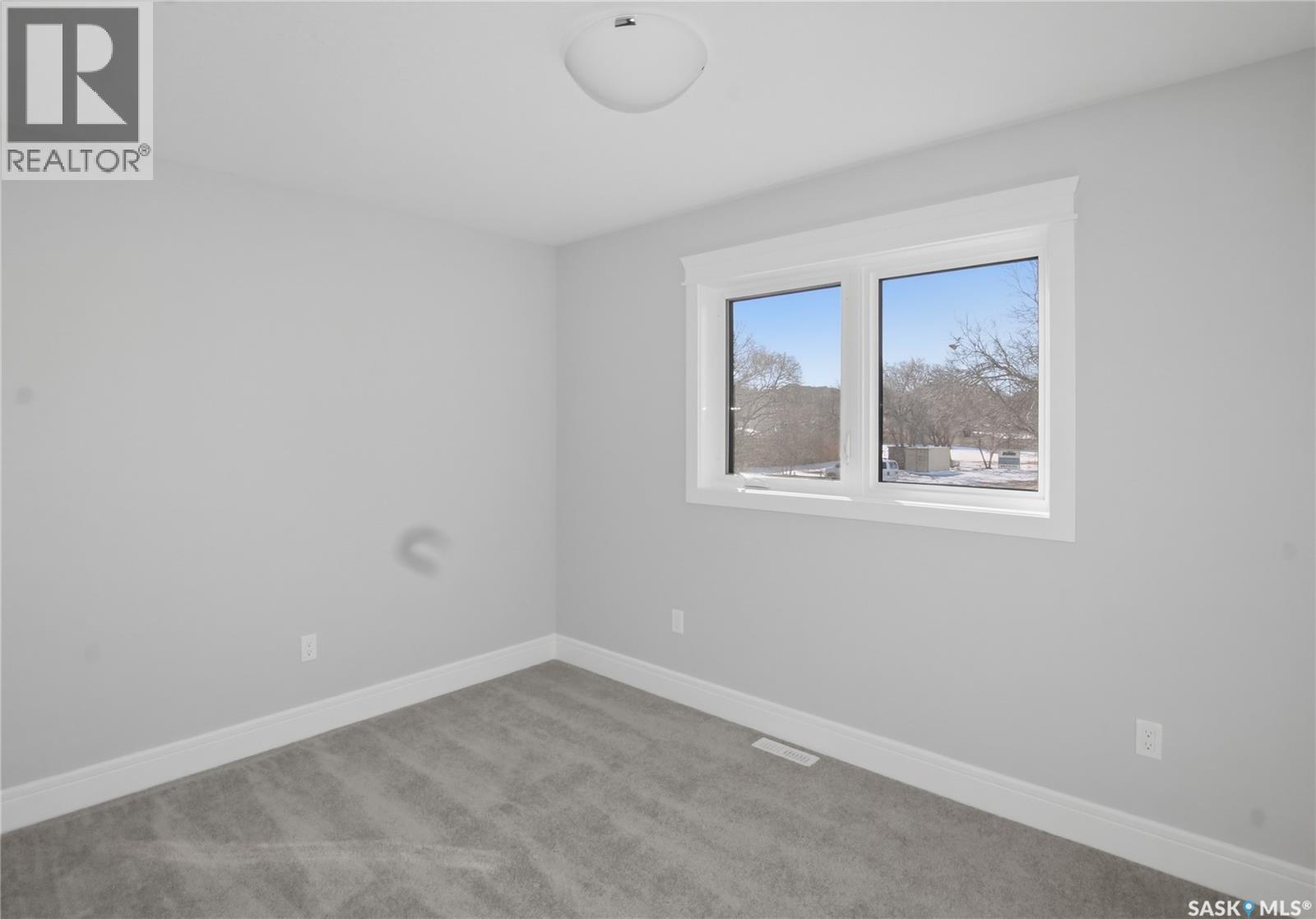 551 6th Avenue Se, Swift Current, Saskatchewan  S9H 3P5 - Photo 22 - SK033327