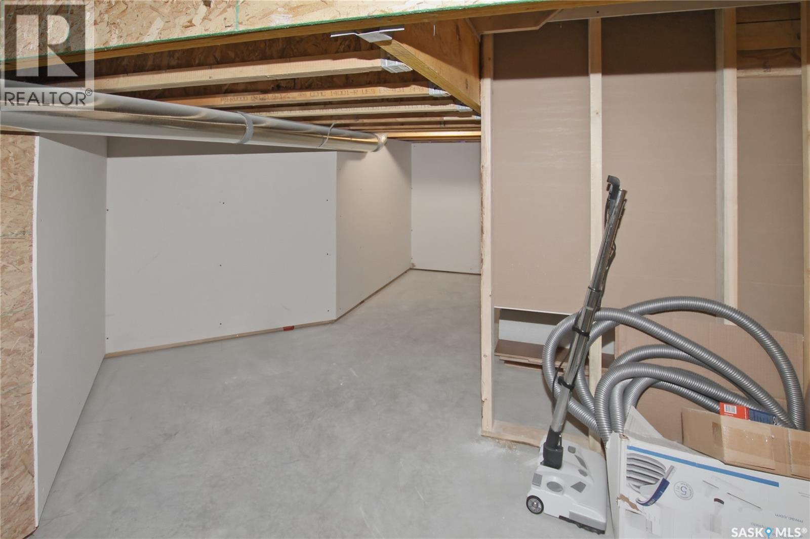 551 6th Avenue Se, Swift Current, Saskatchewan  S9H 3P5 - Photo 37 - SK033327