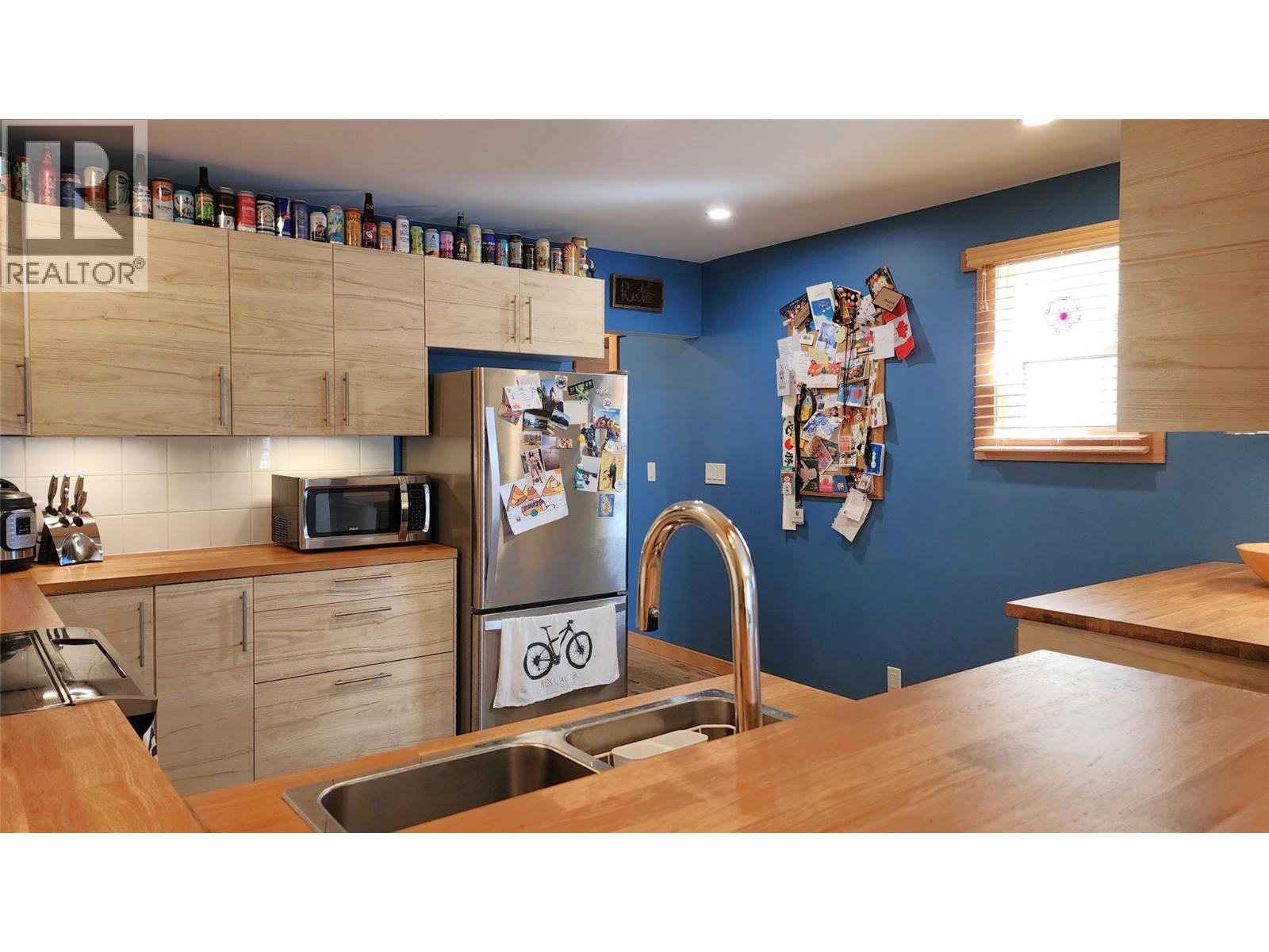 1675 Leroi Avenue, Rossland, British Columbia  V0G 1Y0 - Photo 11 - 10382537