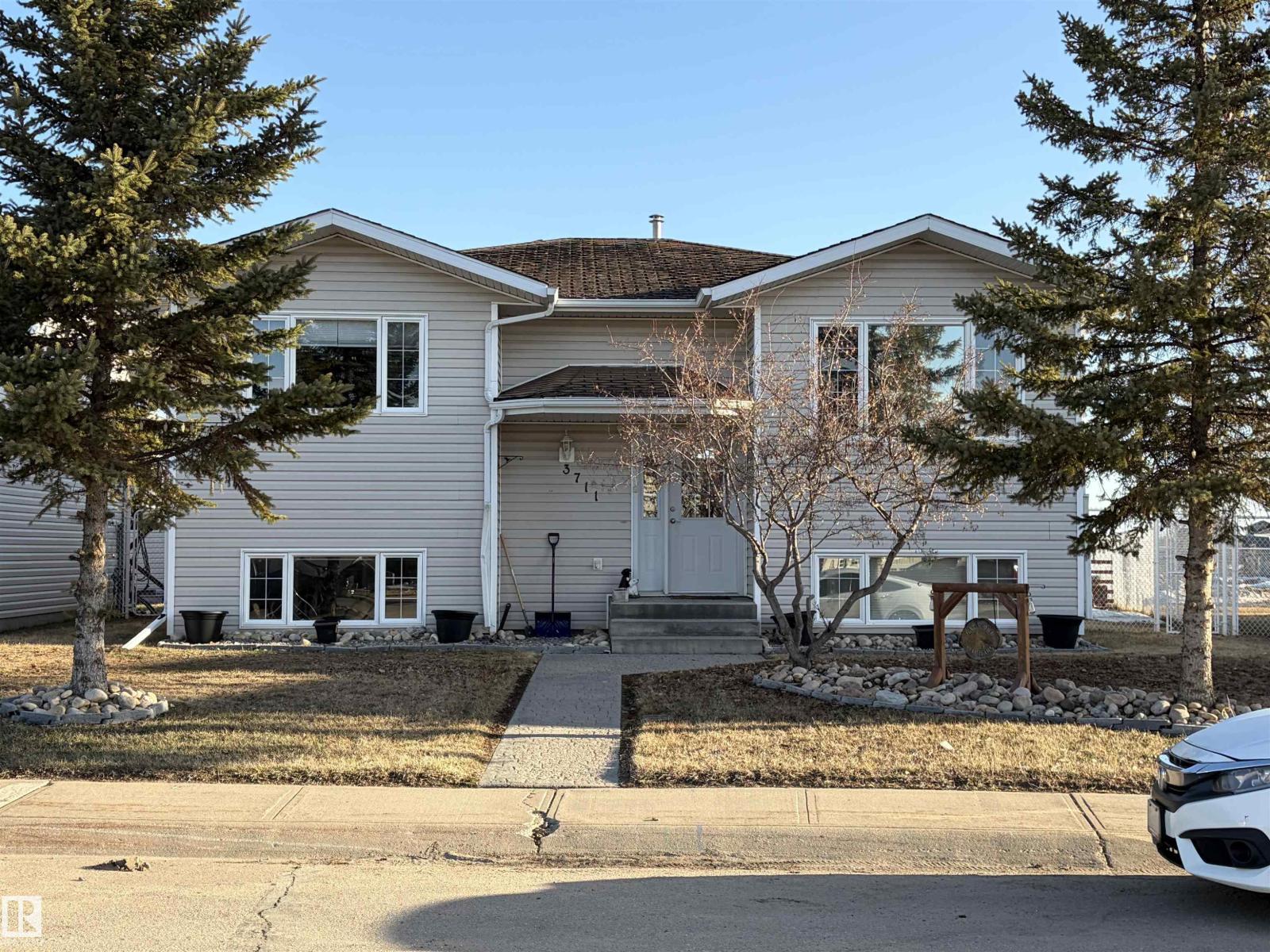 3711 42 Ave, bonnyville town, Alberta