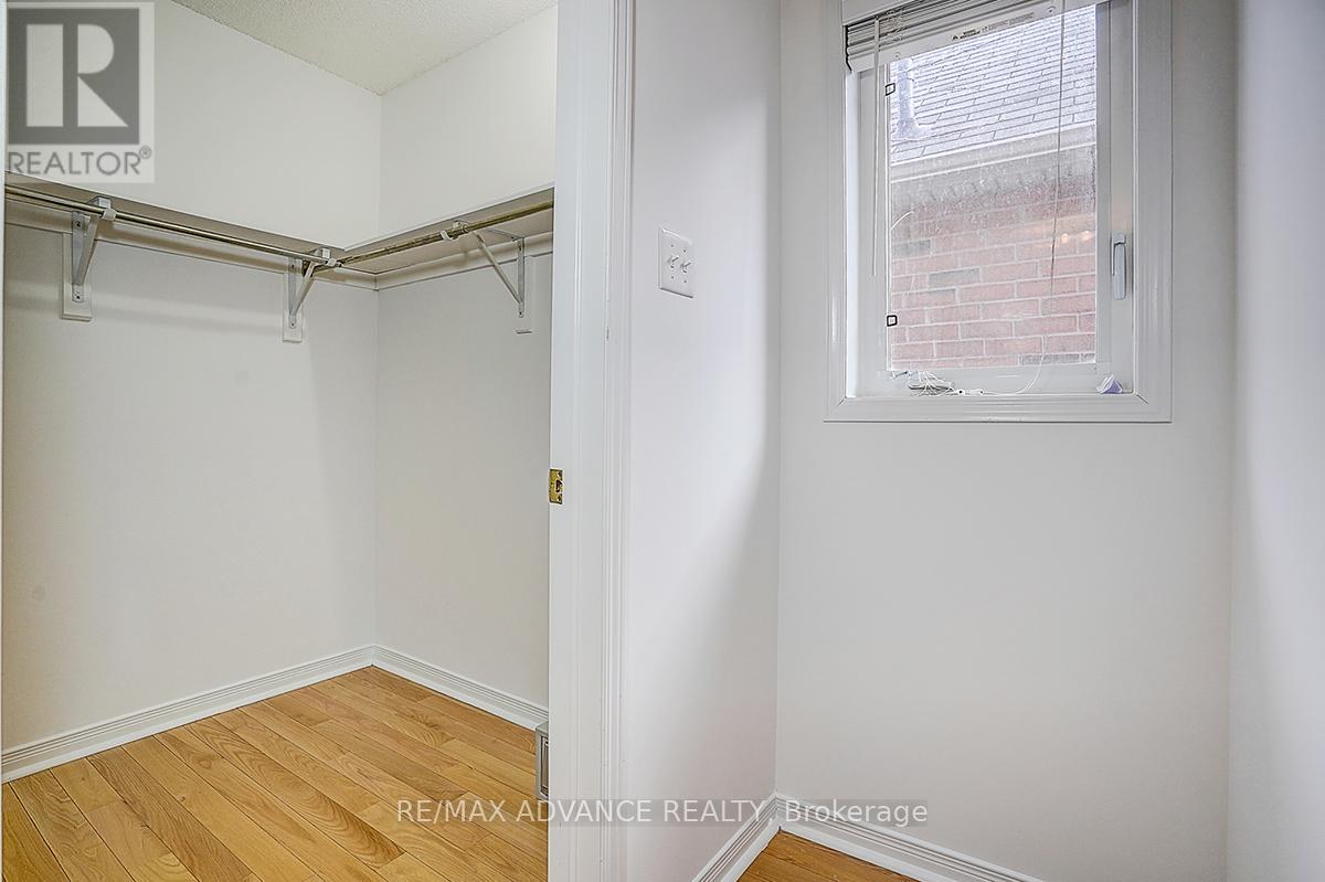 137 Laramie Crescent, Vaughan, Ontario  L6A 0R1 - Photo 20 - N12710262