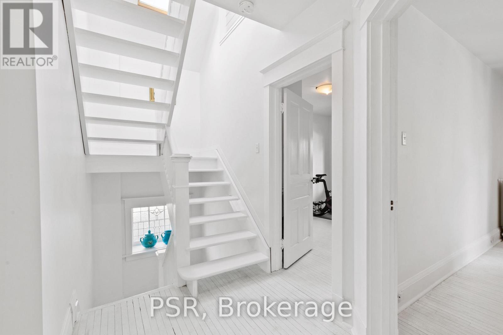 132 Indian Road, Toronto, Ontario  M6R 2V6 - Photo 15 - W13024516