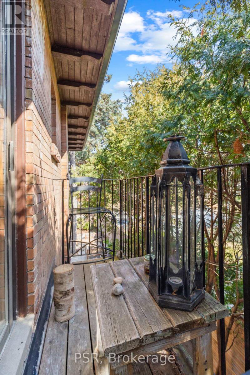 132 Indian Road, Toronto, Ontario  M6R 2V6 - Photo 23 - W13024516