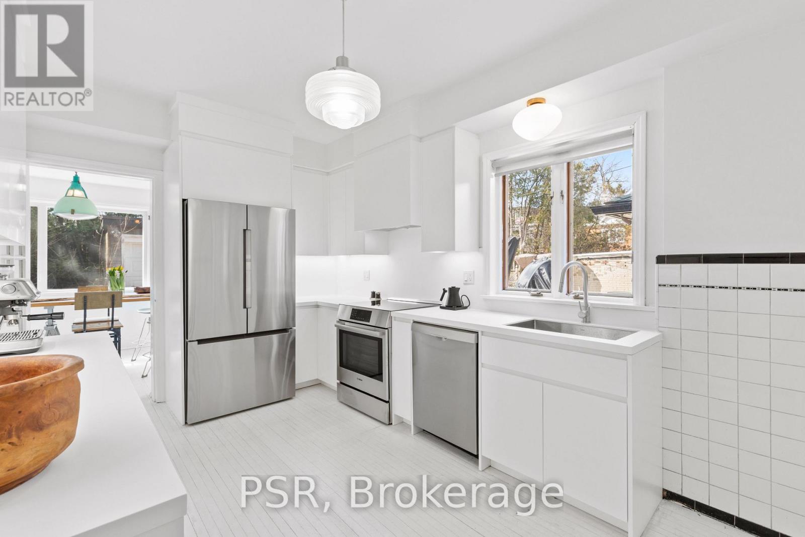 132 Indian Road, Toronto, Ontario  M6R 2V6 - Photo 9 - W13024516