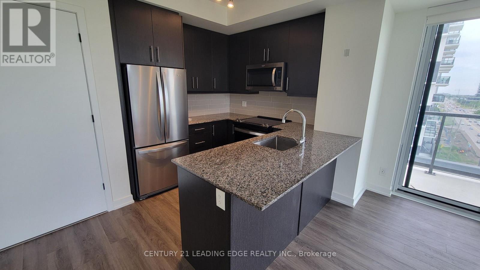 1003 - 345 Wheat Boom Drive, Oakville, Ontario  L6H 7X4 - Photo 2 - W13024520