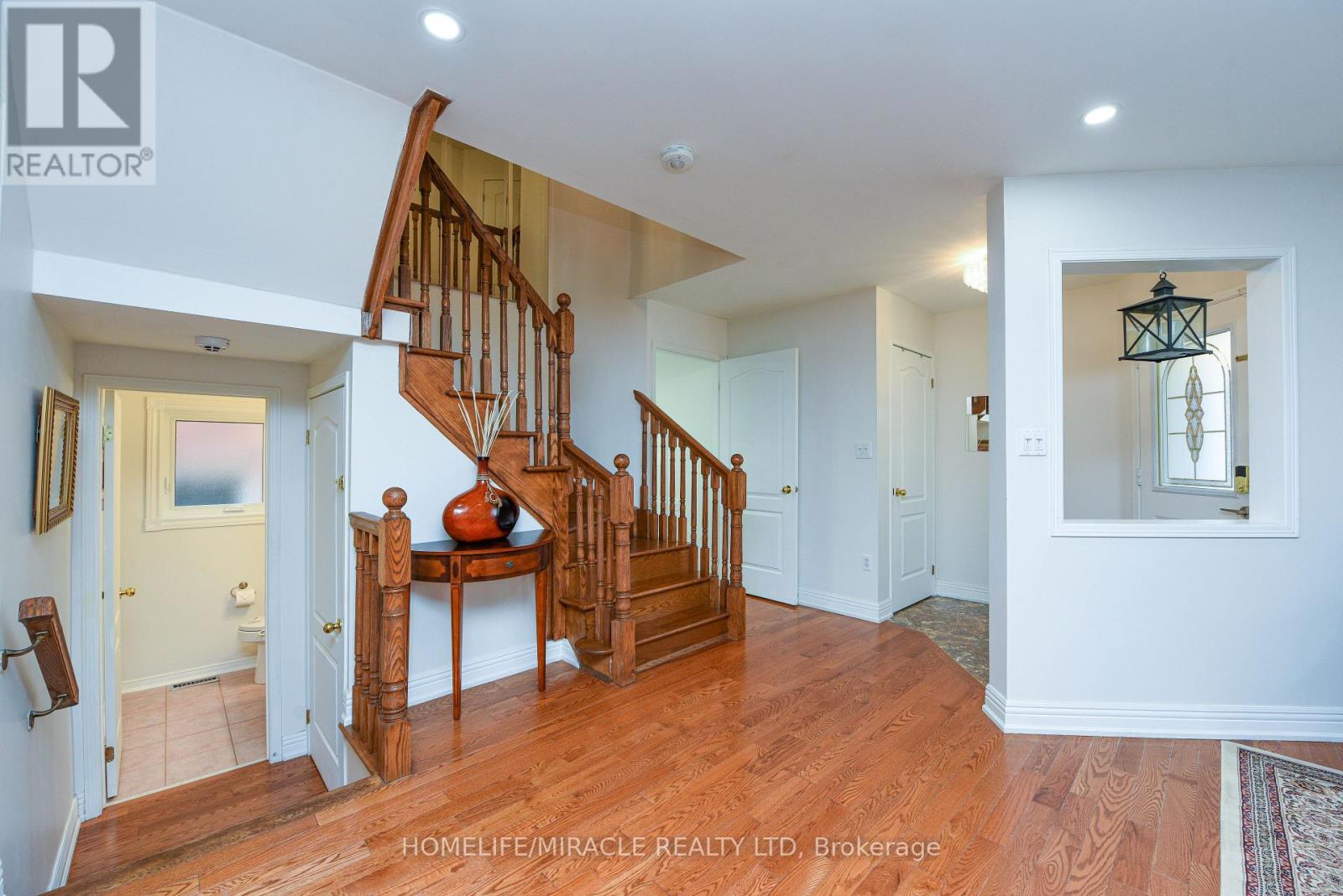 113 Seclusion Crescent, Brampton, Ontario  L6R 1K8 - Photo 5 - W13024556