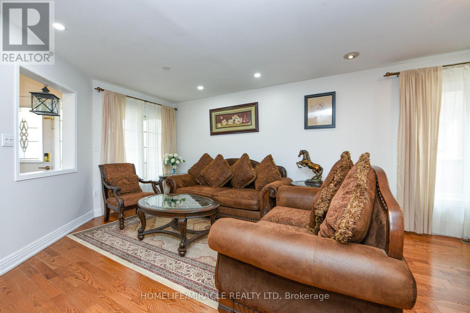 113 Seclusion Crescent, Brampton, Ontario  L6R 1K8 - Photo 9 - W13024556