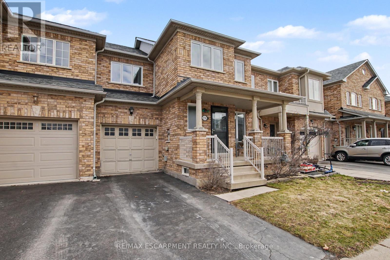 236 Fitzgerald Crescent, Milton, Ontario  L9T 5Y4 - Photo 3 - W13024570
