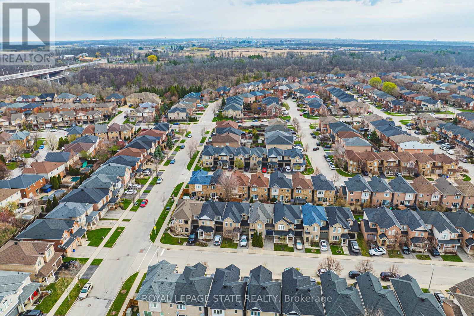 2412 Curtis Road, Burlington, Ontario  L7L 7M3 - Photo 37 - W13024650