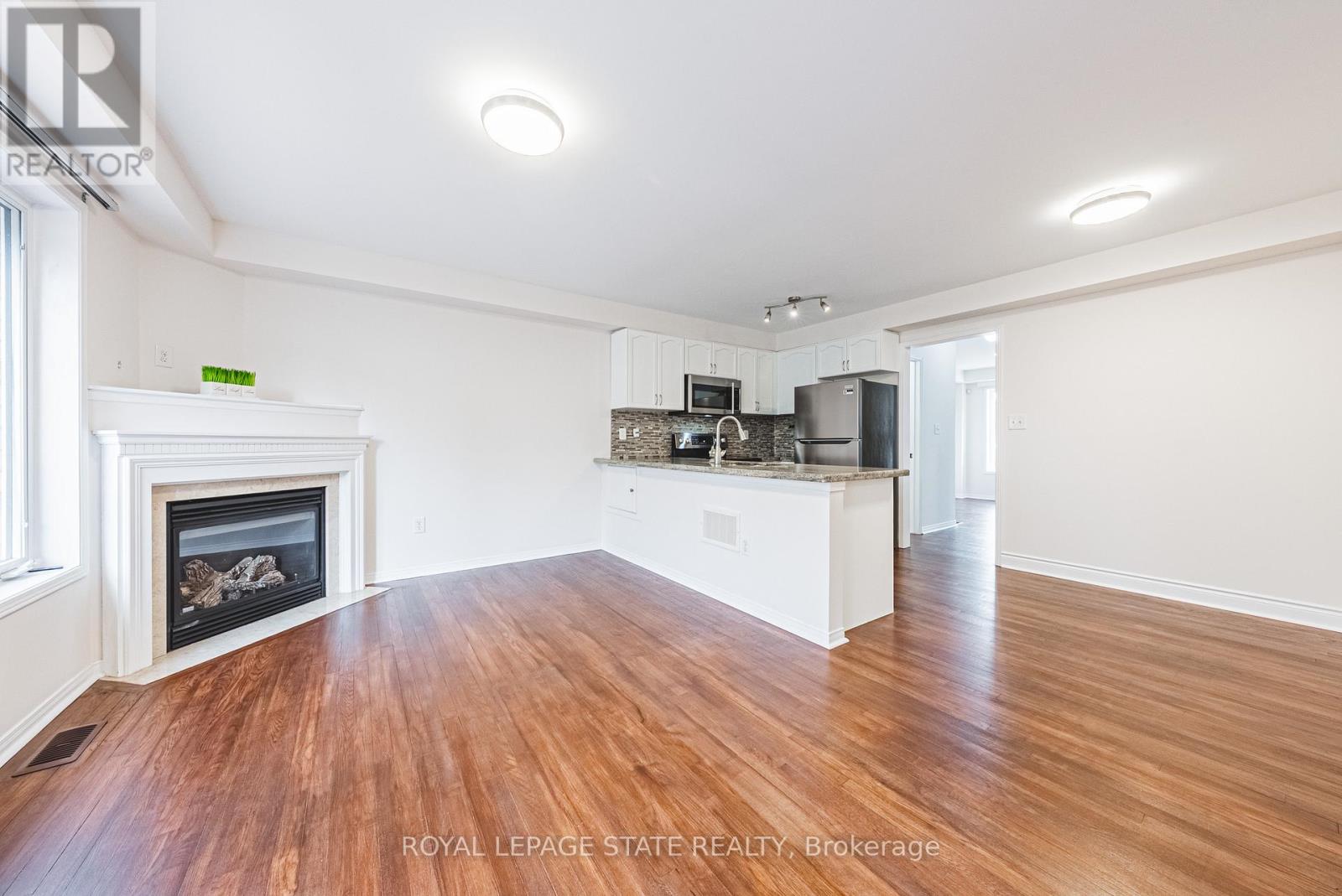 2412 Curtis Road, Burlington, Ontario  L7L 7M3 - Photo 9 - W13024650