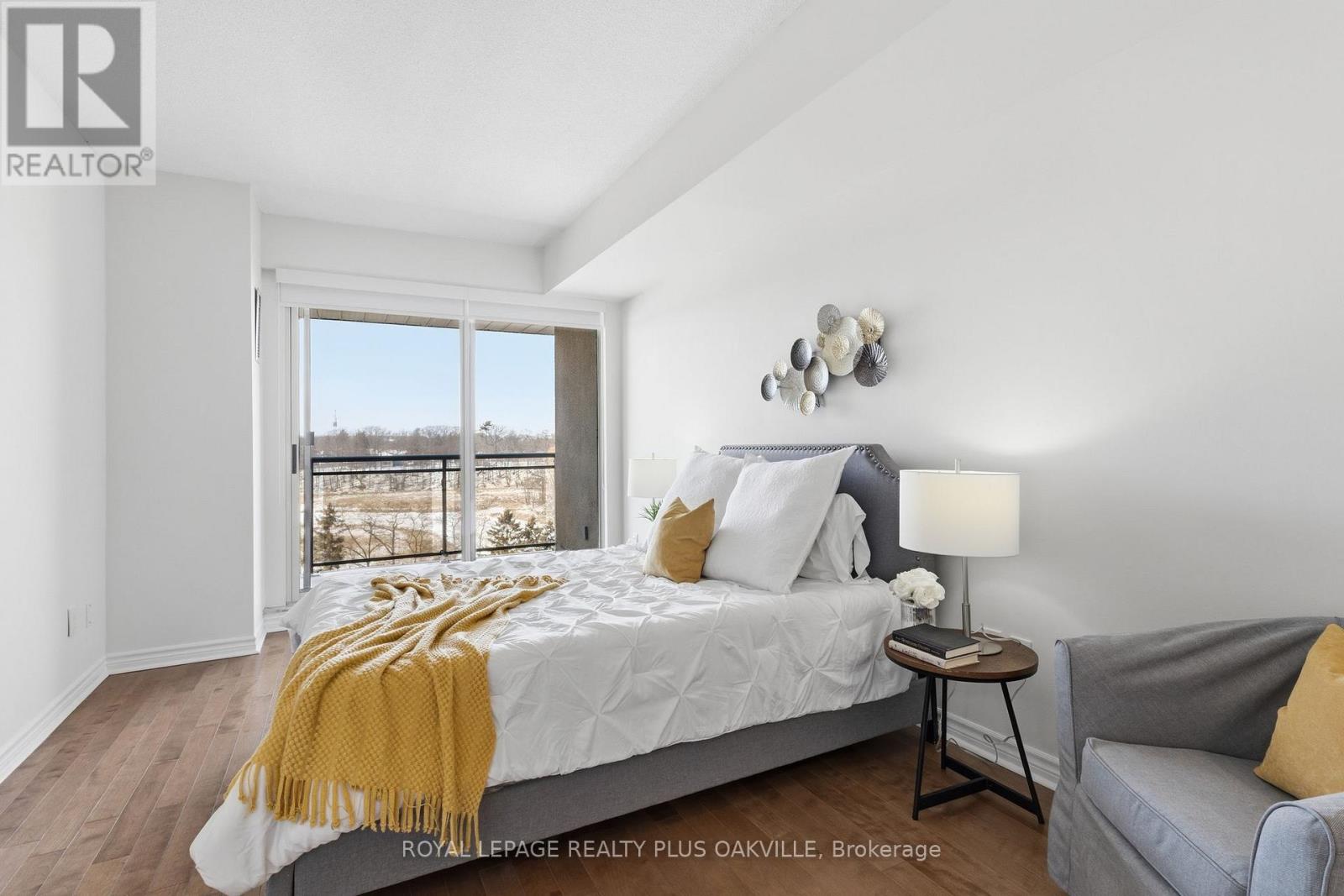 718 - 2511 Lakeshore Road W, Oakville, Ontario  L6L 6L9 - Photo 22 - W13024678