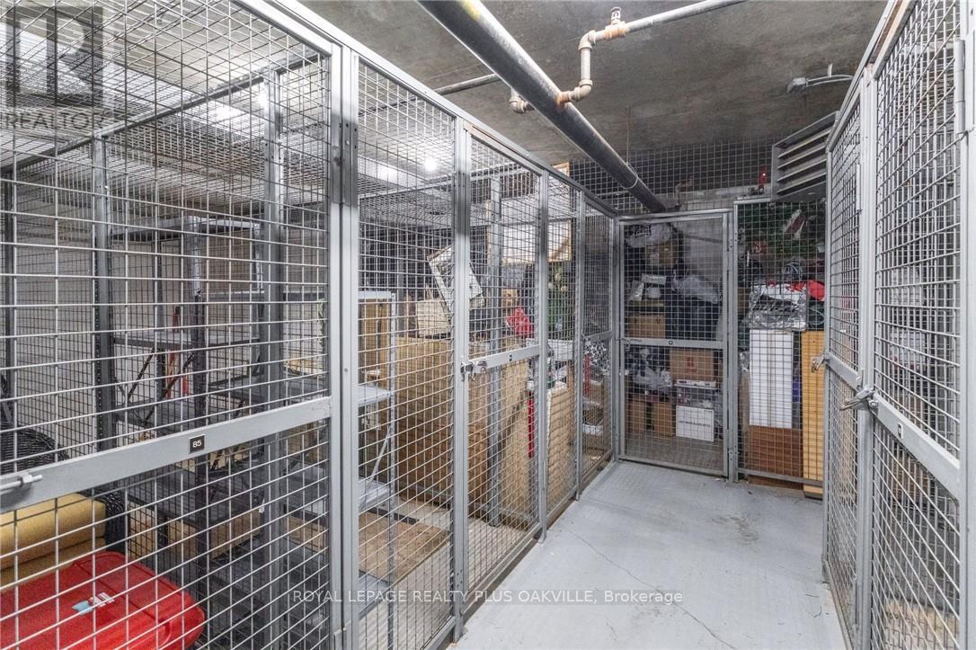 718 - 2511 Lakeshore Road W, Oakville, Ontario  L6L 6L9 - Photo 42 - W13024678