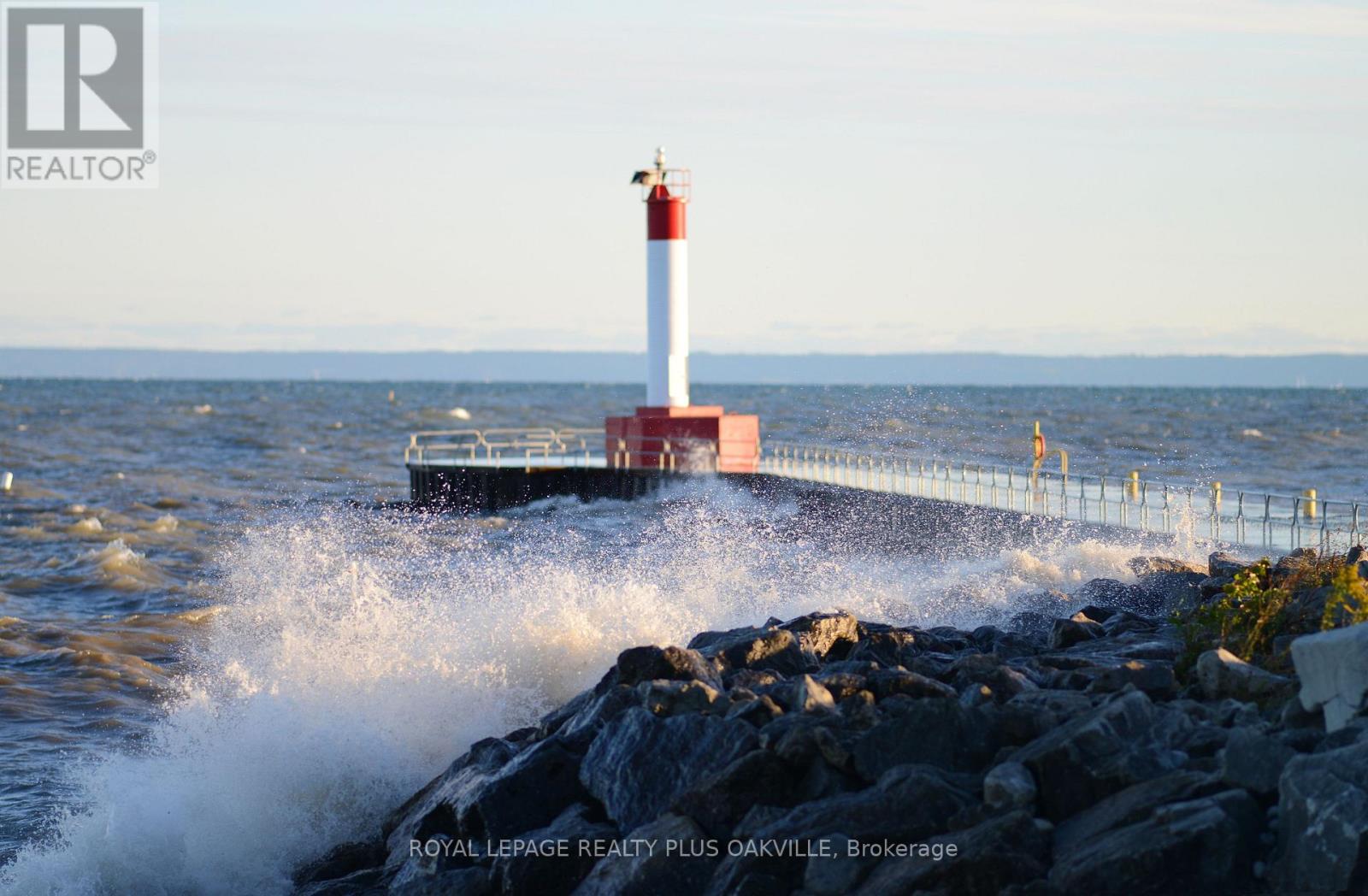 718 - 2511 Lakeshore Road W, Oakville, Ontario  L6L 6L9 - Photo 48 - W13024678