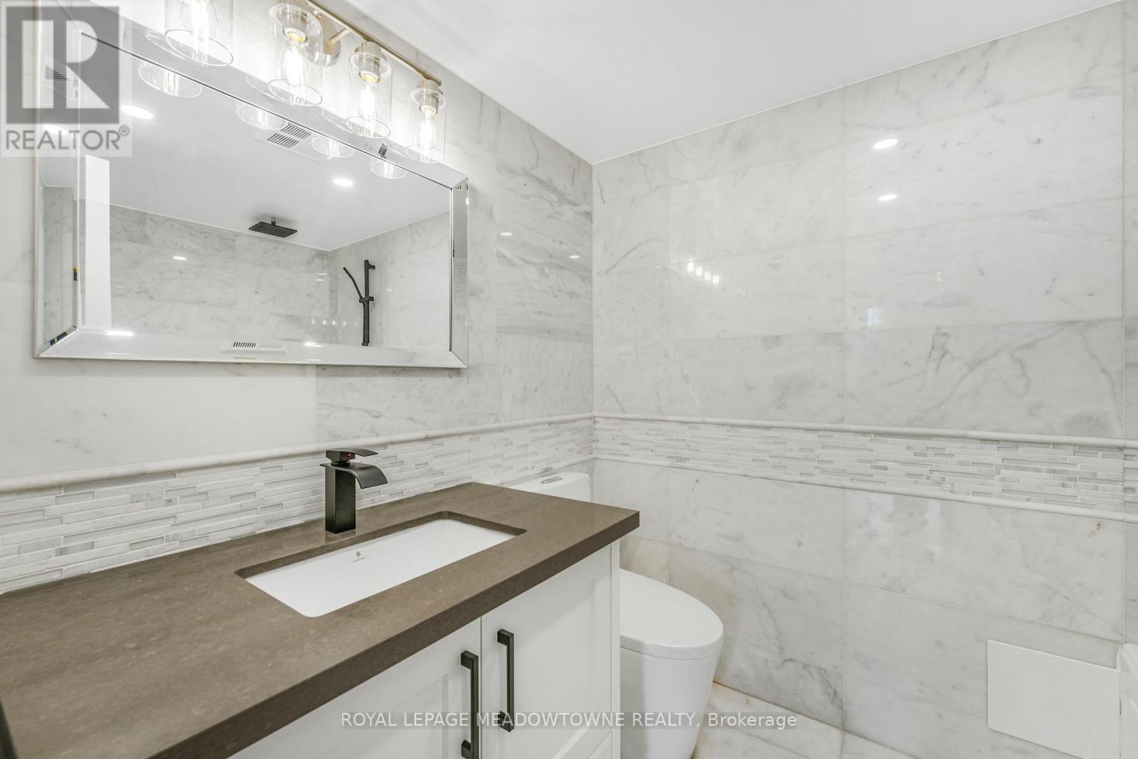 204 - 4235 Sherwoodtowne Boulevard E, Mississauga, Ontario  L4Z 1W3 - Photo 9 - W13024688