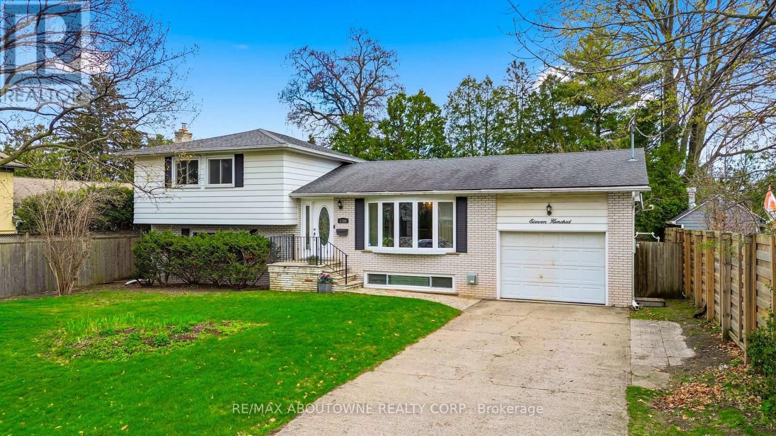 1100 SHAW STREET, Oakville, Ontario