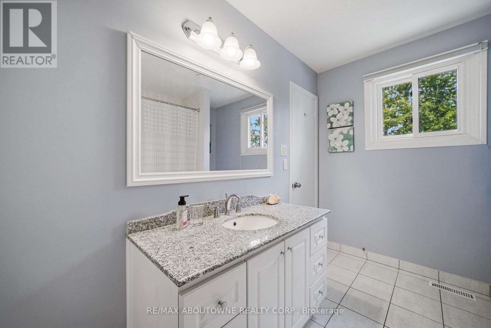 1100 Shaw Street, Oakville, Ontario  L6L 2R8 - Photo 23 - W13024694