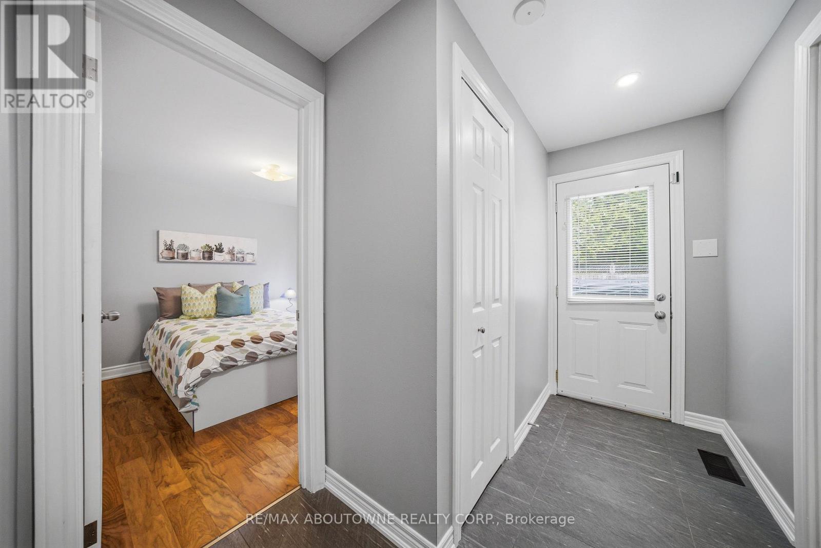 1100 Shaw Street, Oakville, Ontario  L6L 2R8 - Photo 24 - W13024694