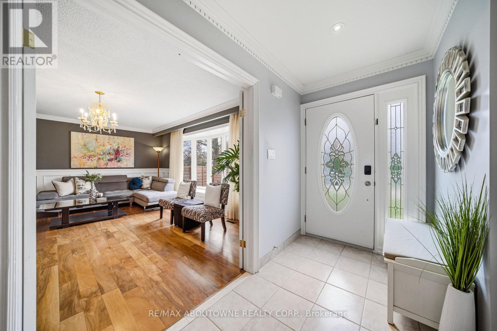 1100 Shaw Street, Oakville, Ontario  L6L 2R8 - Photo 5 - W13024694