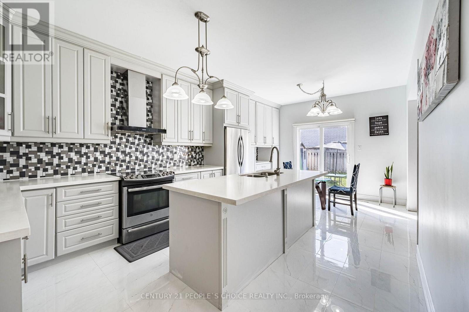 23 Smoothwater Street, Brampton, Ontario  L6R 2G2 - Photo 9 - W13024702