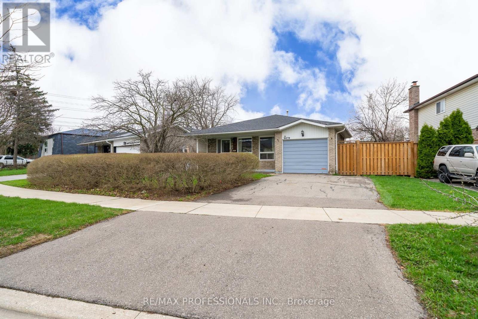 2679 FRANKSTON ROAD, Mississauga, Ontario