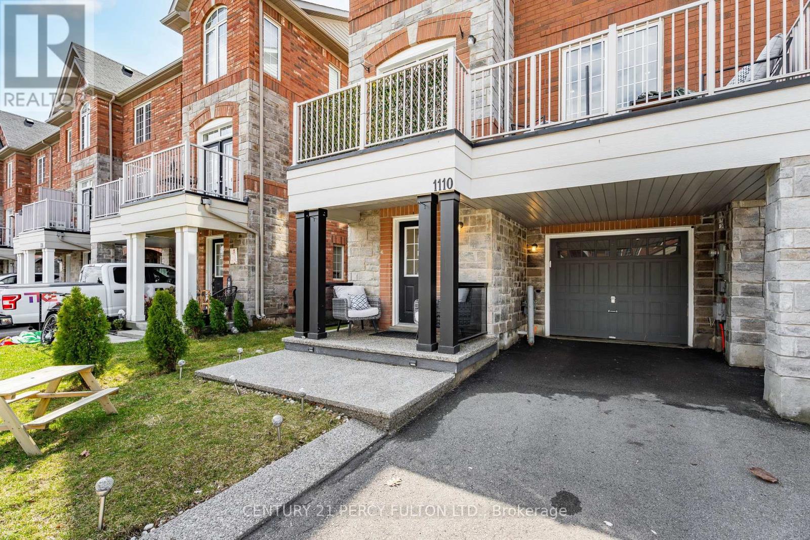 1110 Durno Court, Milton, Ontario  L9T 8P5 - Photo 4 - W13024762