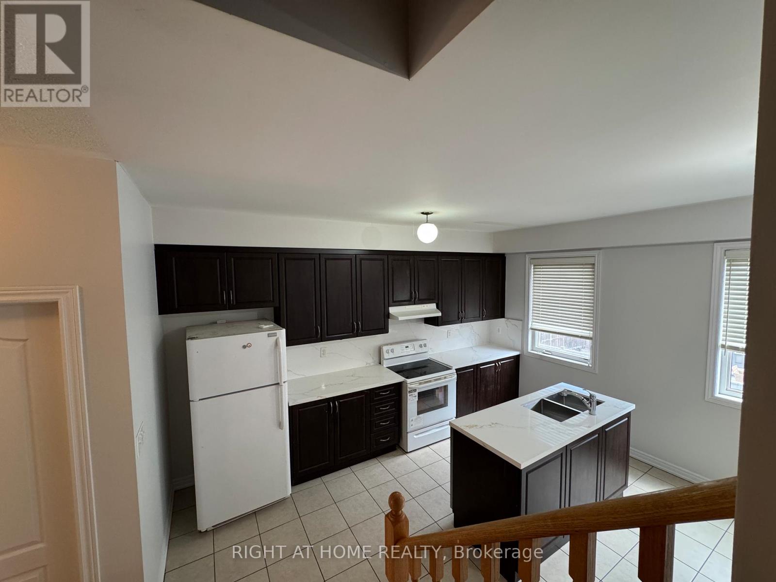 1433 Granrock Crescent, Mississauga, Ontario  L5V 0E1 - Photo 14 - W13024764