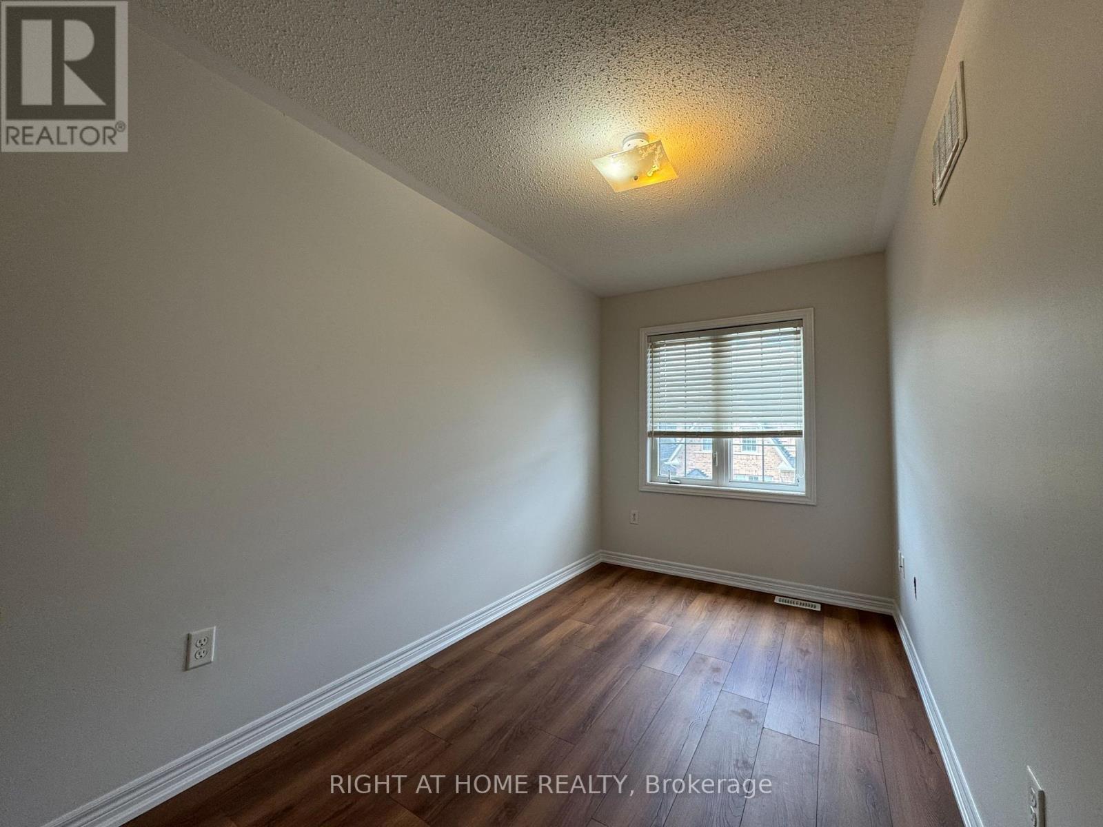 1433 Granrock Crescent, Mississauga, Ontario  L5V 0E1 - Photo 28 - W13024764