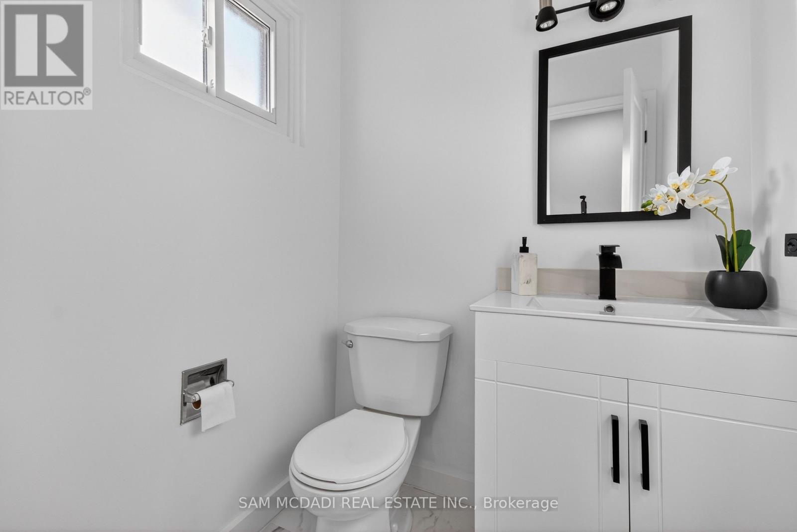 43 - 2120 Rathburn Road E, Mississauga, Ontario  L4W 2S8 - Photo 3 - W13024832