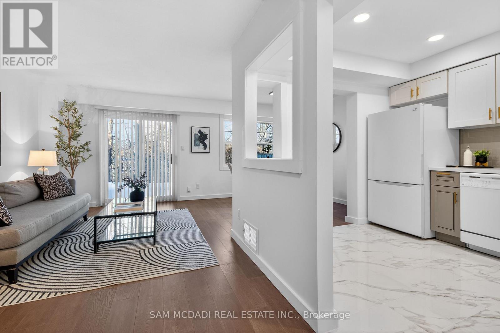 43 - 2120 Rathburn Road E, Mississauga, Ontario  L4W 2S8 - Photo 5 - W13024832