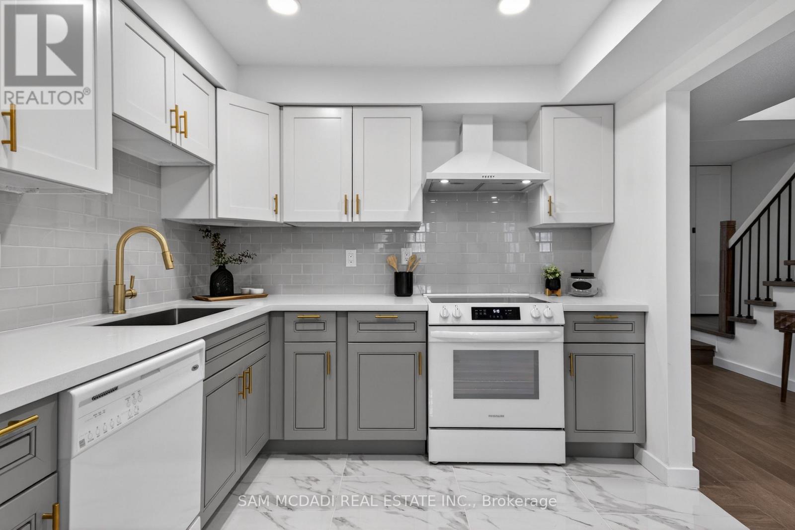 43 - 2120 Rathburn Road E, Mississauga, Ontario  L4W 2S8 - Photo 8 - W13024832