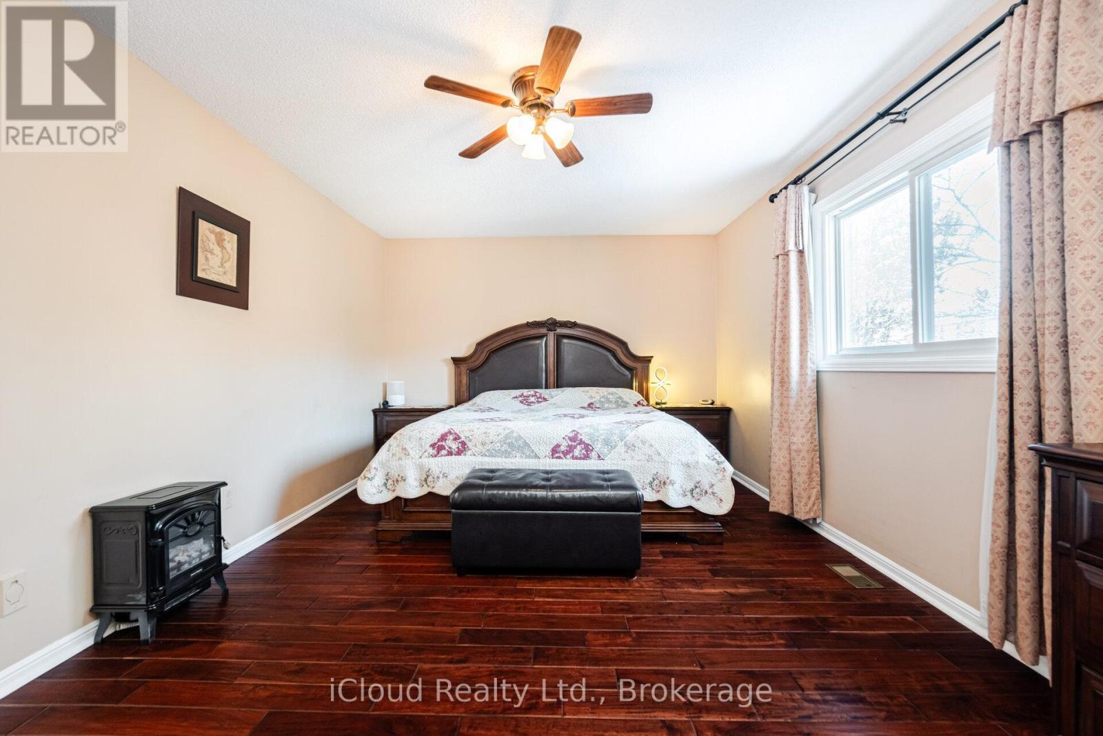 1615 Sir Monty's Drive, Mississauga, Ontario  L5N 4R1 - Photo 20 - W13024836