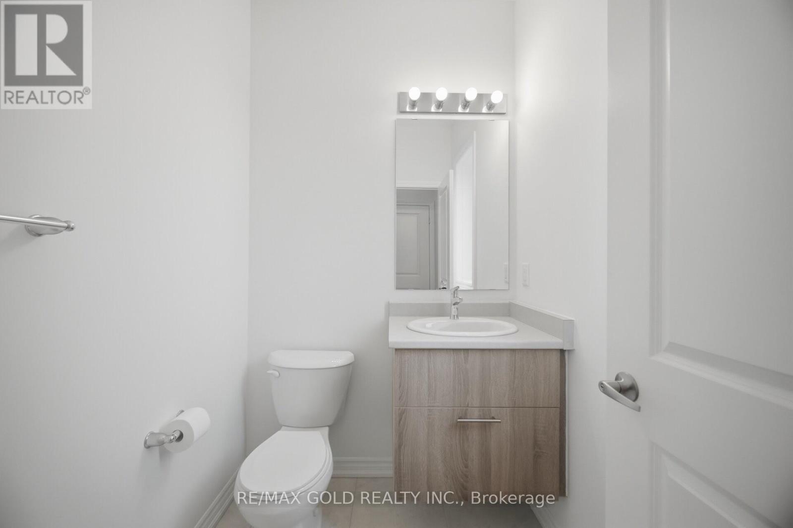 31 Watkins Road, Brampton, Ontario  L6R 4E3 - Photo 10 - W13024854