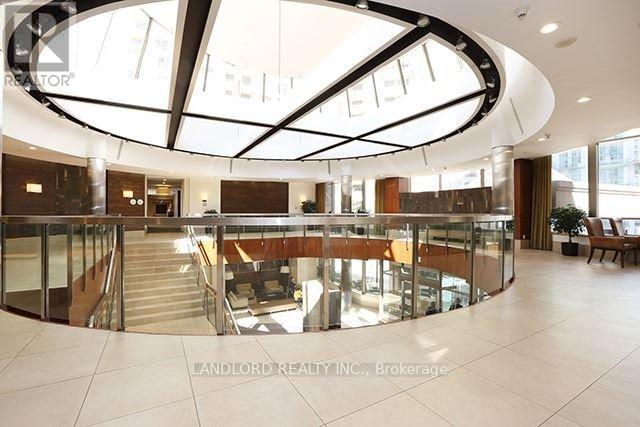 2601 - 3880 Duke Of York Boulevard, Mississauga, Ontario  L5B 4M7 - Photo 4 - W13024856