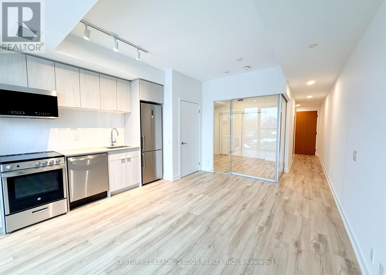 706 - 1660 Bloor Street W, Toronto, Ontario  M6P 1A8 - Photo 13 - W12947986