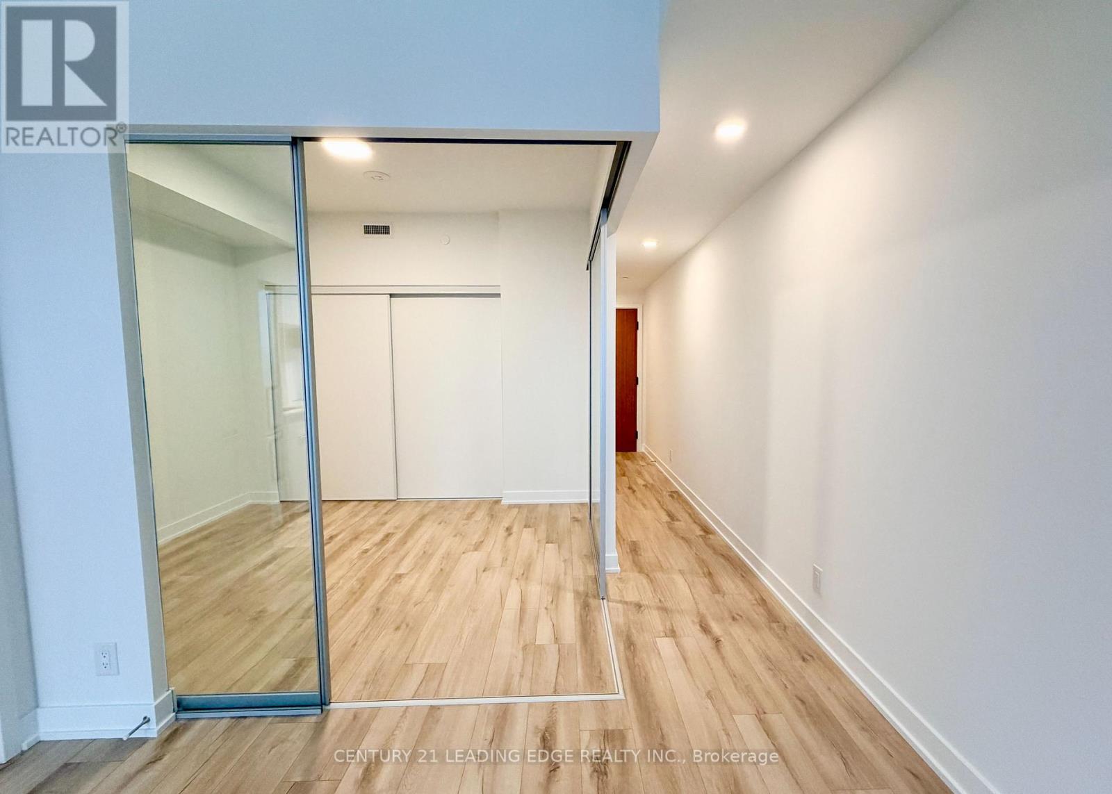 706 - 1660 Bloor Street W, Toronto, Ontario  M6P 1A8 - Photo 17 - W12947986