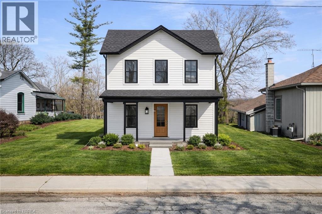 32 WASHINGTON Street, Paris, Ontario