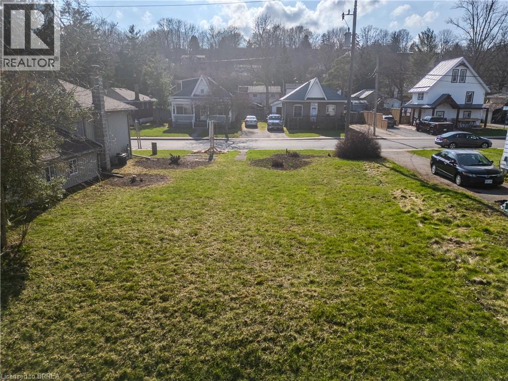 32 Washington Street, Paris, Ontario  N3L 2A5 - Photo 3 - 40820350