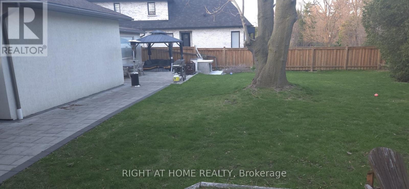 1565 Kipper Avenue, Mississauga, Ontario  L5G 4C9 - Photo 13 - W12878650