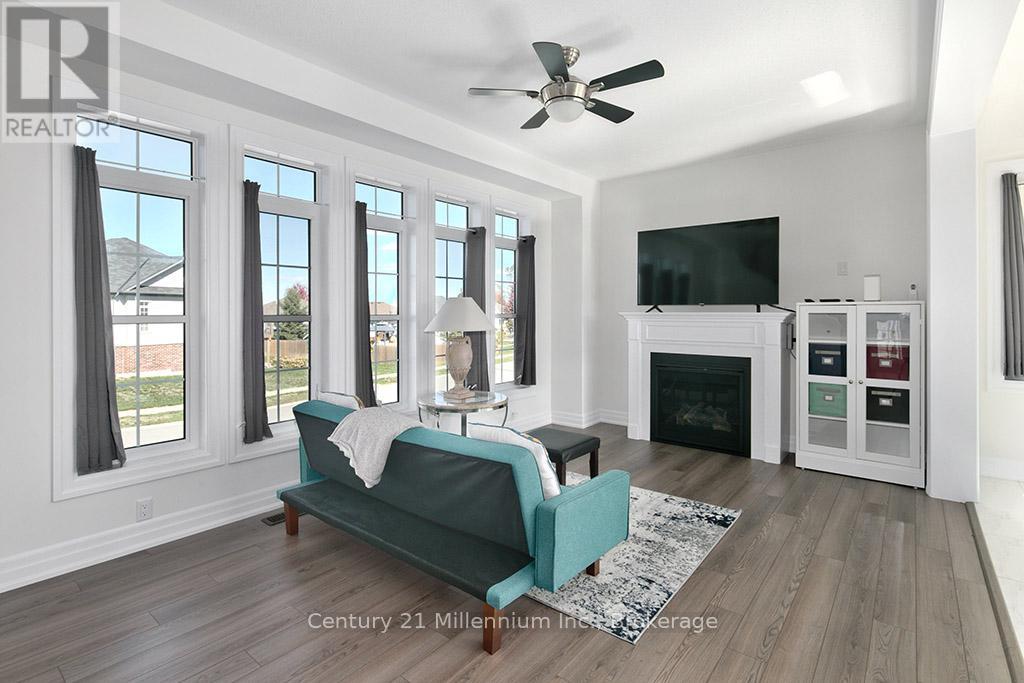 204 Lia Drive, Clearview, Ontario  L0M 1S0 - Photo 16 - S12834654