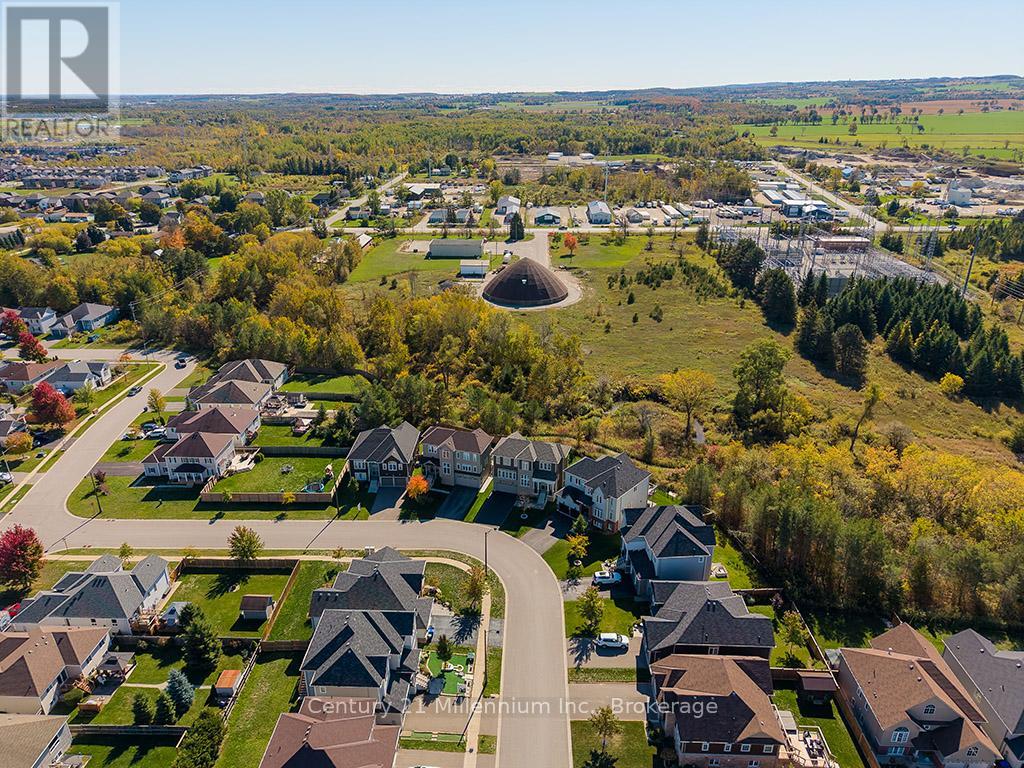 204 Lia Drive, Clearview, Ontario  L0M 1S0 - Photo 7 - S12834654