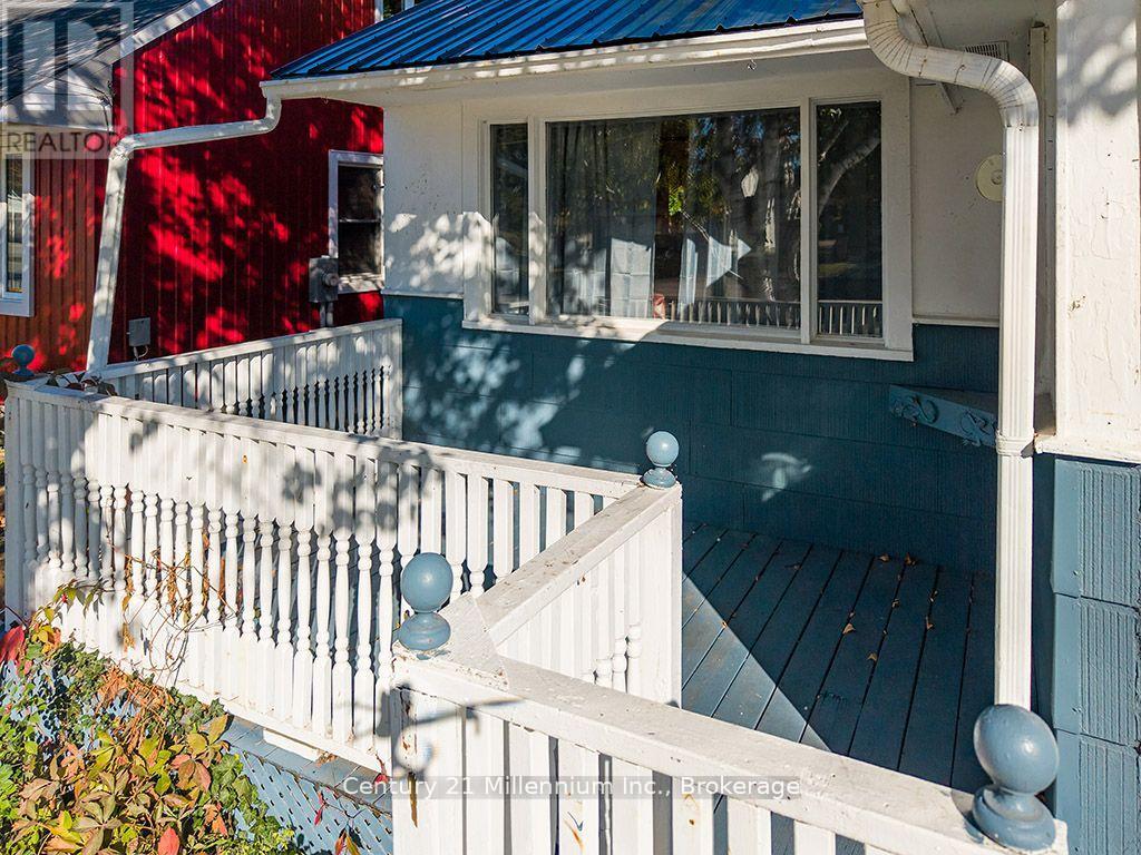 479 Hurontario Street, Collingwood, Ontario  L9Y 2M7 - Photo 5 - S12888582