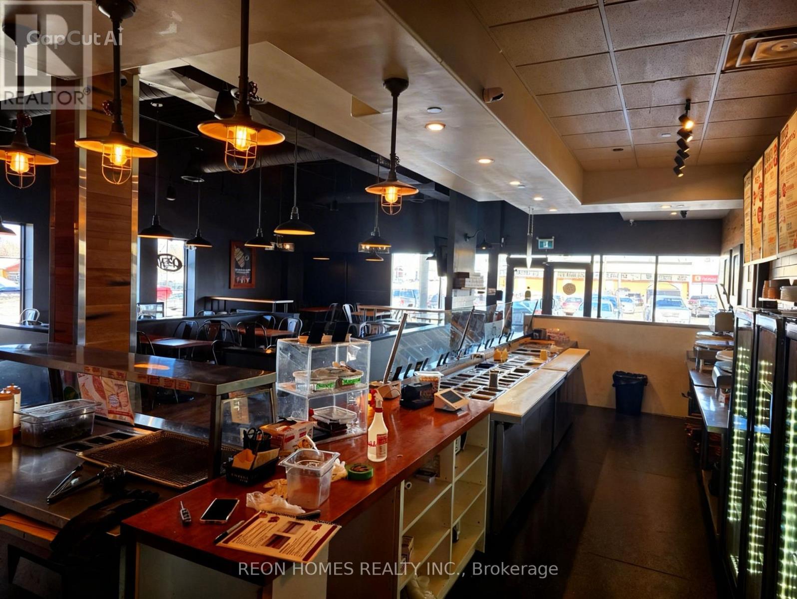 305 FRONT STREET N, Belleville, Ontario