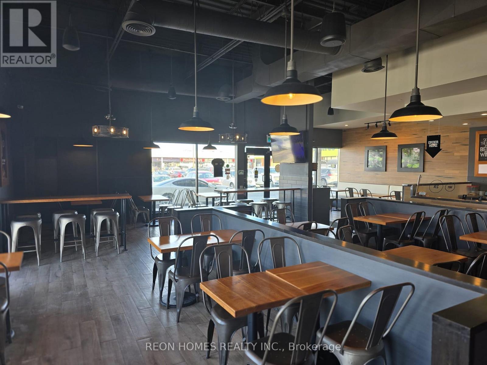 305 Front Street N, Belleville, Ontario  K8P 3C3 - Photo 2 - X12795160