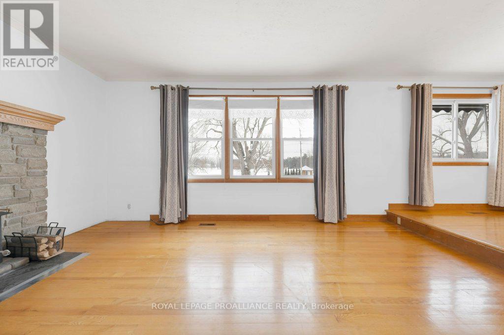 556 Rosebush Road, Quinte West, Ontario  K0K 2C0 - Photo 14 - X13024612