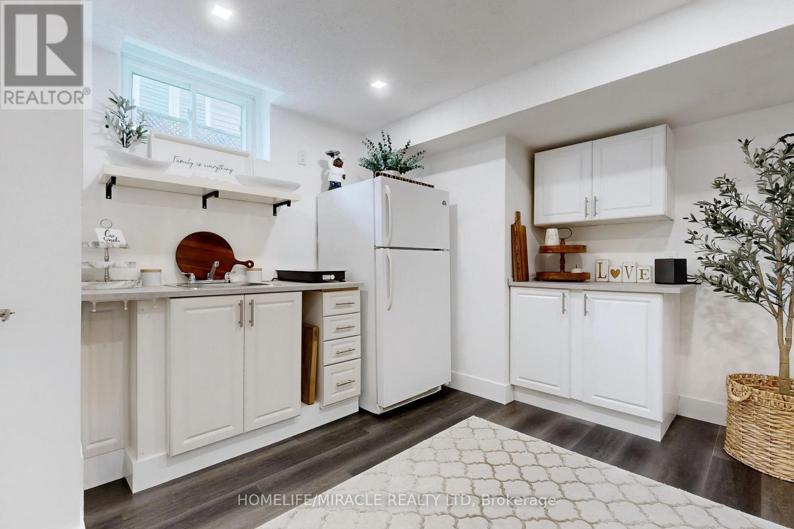 658 Mortimer Drive, Cambridge, Ontario  N3H 5R7 - Photo 30 - X13024536