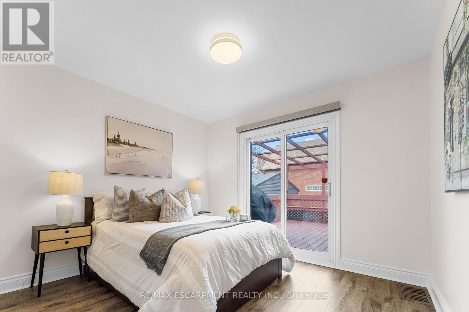 53 Brucedale Avenue E, Hamilton, Ontario  L9A 1N2 - Photo 22 - X13024546