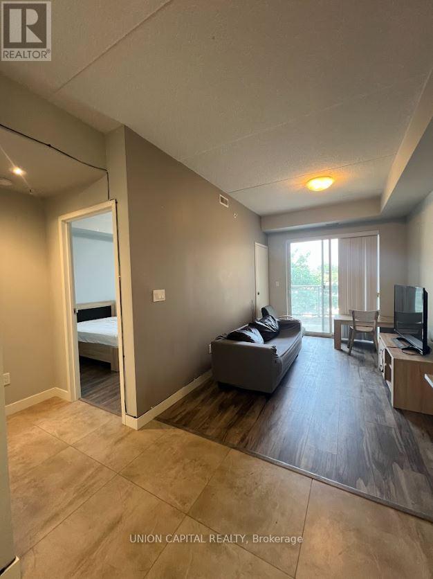 B207 - 62 Balsam Street, Waterloo, Ontario  N2L 3H2 - Photo 10 - X13024614