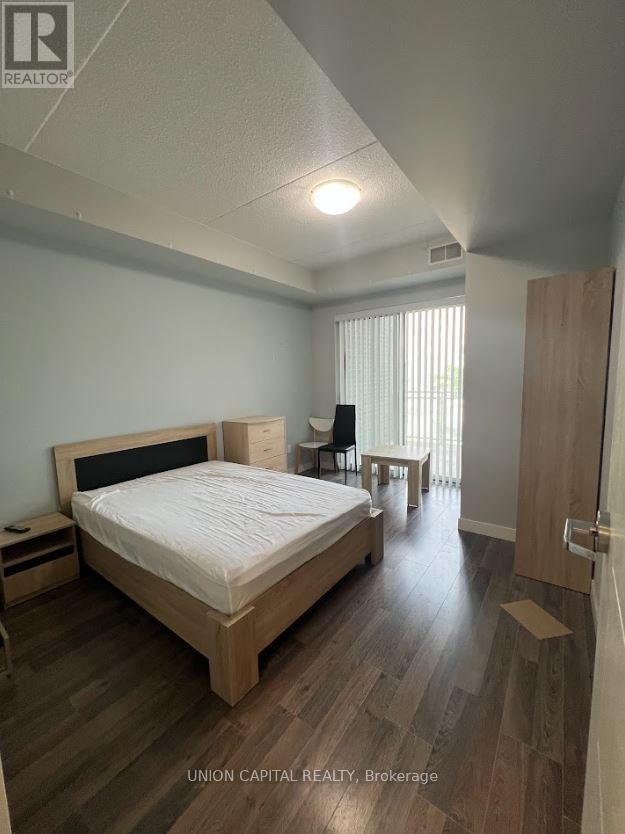 B207 - 62 Balsam Street, Waterloo, Ontario  N2L 3H2 - Photo 11 - X13024614