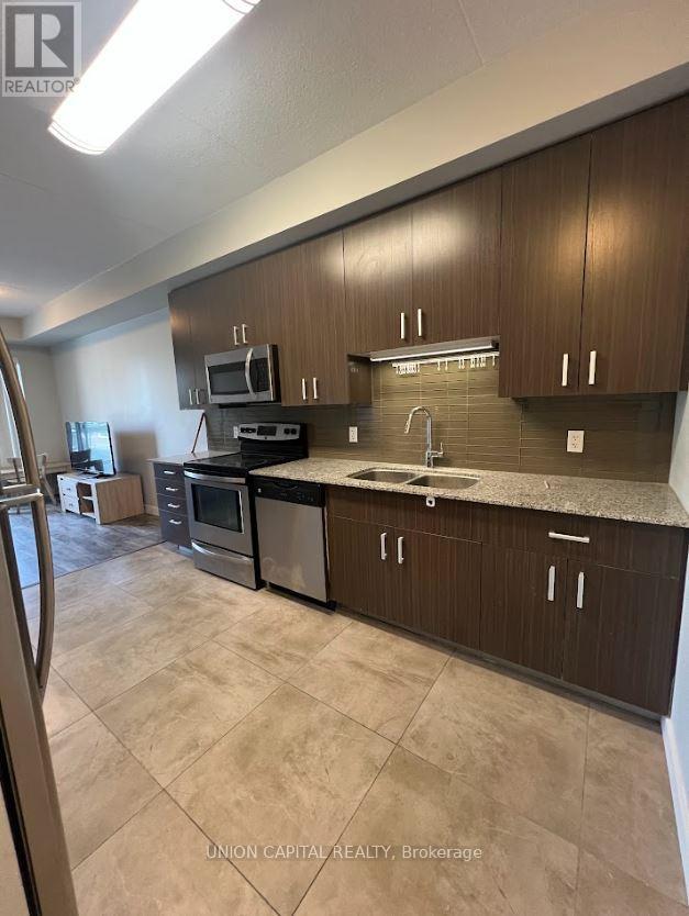 B207 - 62 Balsam Street, Waterloo, Ontario  N2L 3H2 - Photo 8 - X13024614